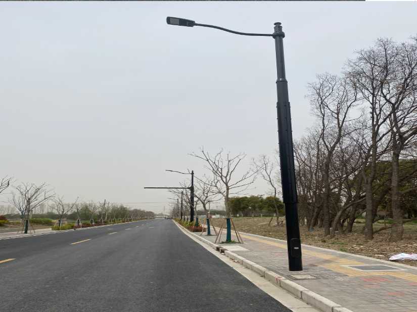 茂县上海综合杆 太阳能路灯工程